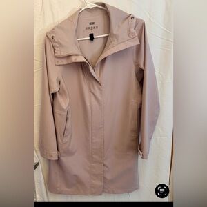 Uniqlo Blocktech Blush Pink Hooded Rain Coat -Size Small -Waterproof & Windproof